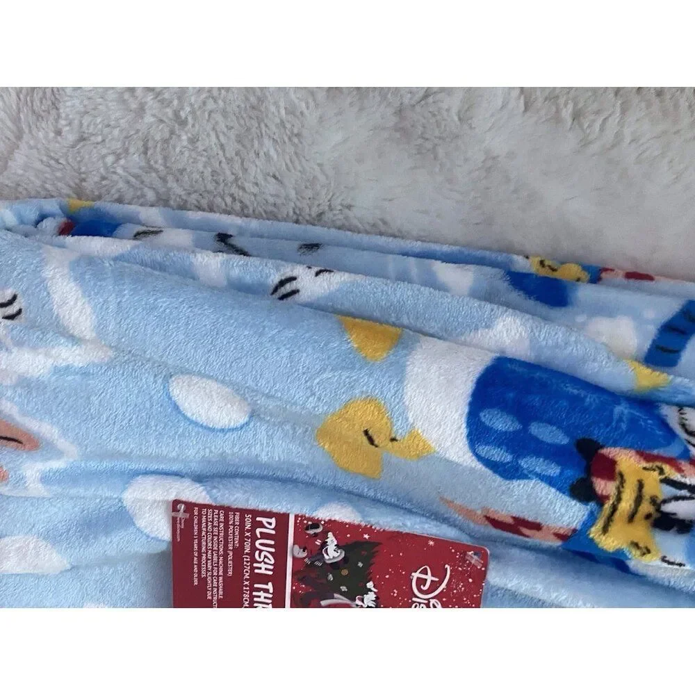 Disney Mickey Minnie Friends Winter Snowman Soft Plush‎ Throw Blanket 50x70” NEW